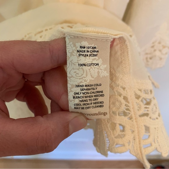 Soft Surroundings Floral Embroidered Bohemian Quarter Sleeve Blouse Medium - Picture 6 of 11